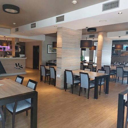 Motel Ms Srpski Itebej Esterno foto