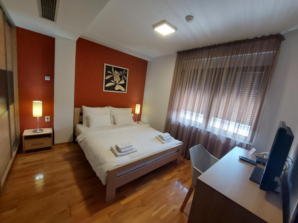 Motel Ms Srpski Itebej Esterno foto