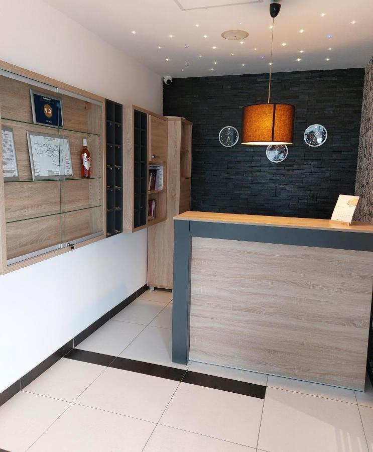 Motel Ms Srpski Itebej Esterno foto